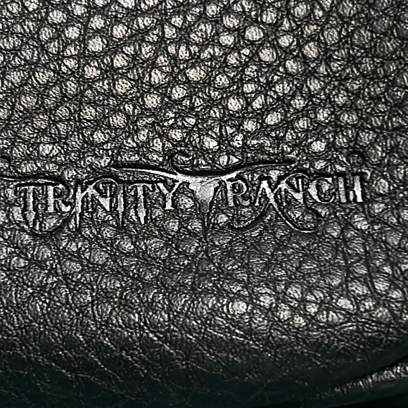 New Trinity Ranch by Montana West Tooled Pebbled Leather Studded Shoulder Bag - Picture 7 of 15